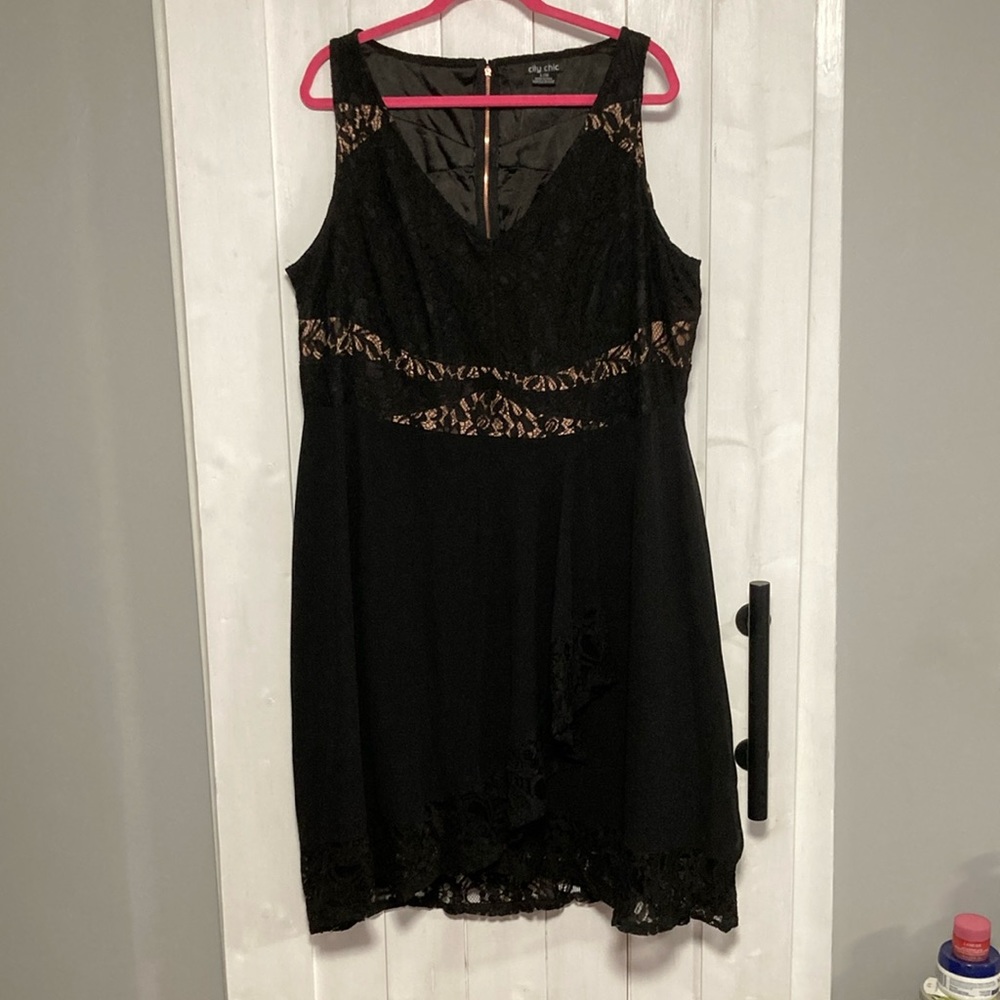 City Chic Lace Bodice Dress - black